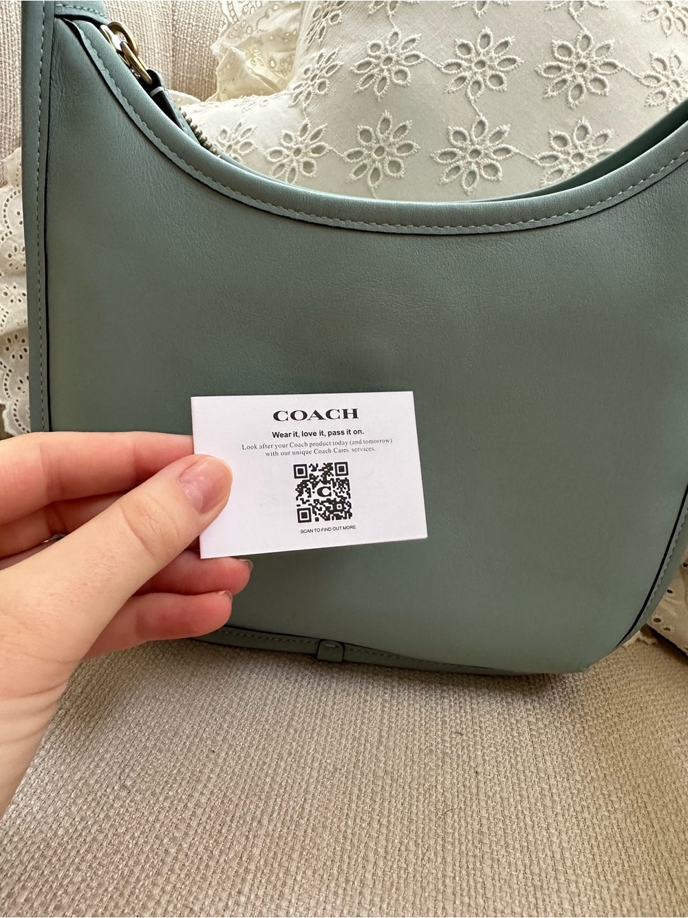 Light blue Coach curve zip purse - Picture 6 of 8